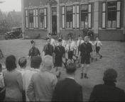 Bestand:De nationale jeugdstorm herdenkt de Vlaamschen leider Joris van Severen (1941) 2.jpg