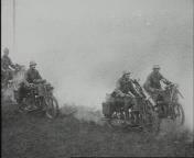 Bestand:De lichte brigade op manoeuvres (1934) 2.jpg