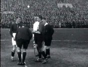 Bestand:Voetbalwedstrijd Holland-Zwitserland (1926).jpg
