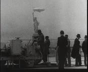 De triomfale intocht der Normandië te New York (1935)2.jpg