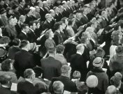 Bestand:Kerkdienst Heemstede (1963)2.jpg