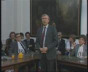 De achterkant van het gelijk (1980-1983, 2002-2004).jpg