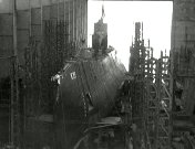 Bestand:Te waterlating onderzee boot (1932).jpg