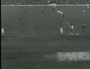 Bestand:Voetbalwedstrijd Nederland - Belgie (1932)2.jpg