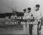 Bestand:De Sultan van Koetei bezoekt Balikpapan (1949) titel.jpg