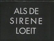 Bestand:Als de sirene loeit (1943) titel.jpg