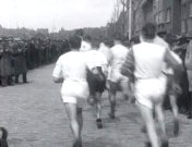 Bestand:Marathonloop van het leven (1927).jpg
