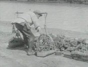Bestand:Jan Ewoud's eerste levensjaar. Weg- en waterbouw in China (1938)2.jpg