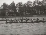Bestand:Roeiwedstrijden op het Spaarne (1940).jpg