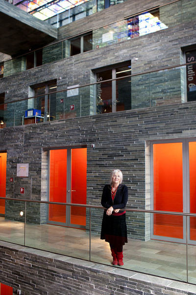 Bestand:Ati Dijckmeester 2012-4.jpg